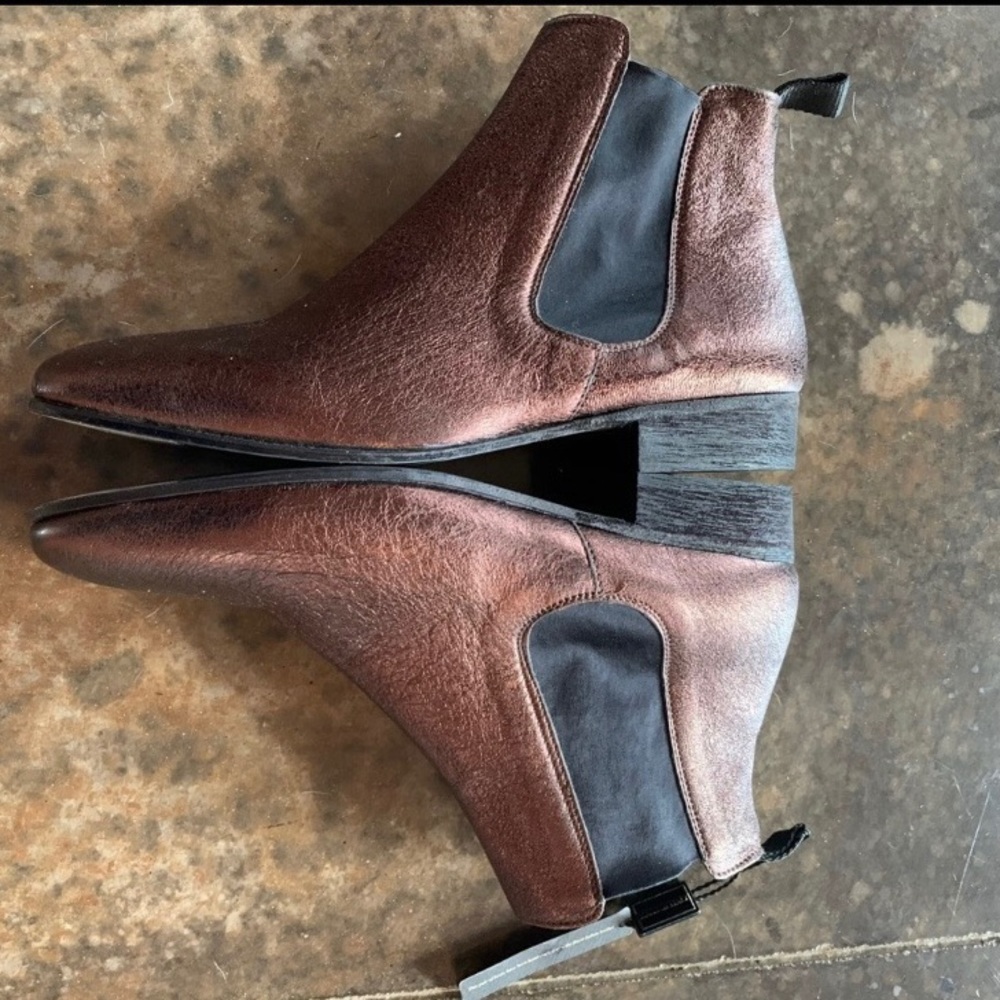 NWT ‘Boemos’ Rose 🥀 Copper Metallic Low-Heel Bootie, Italian-Made✔️🆒